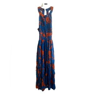New with tags maxi dress. Size S.